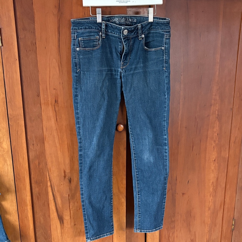 American Eagle Outfitters Skinny Super Stretch Jeans, size 8